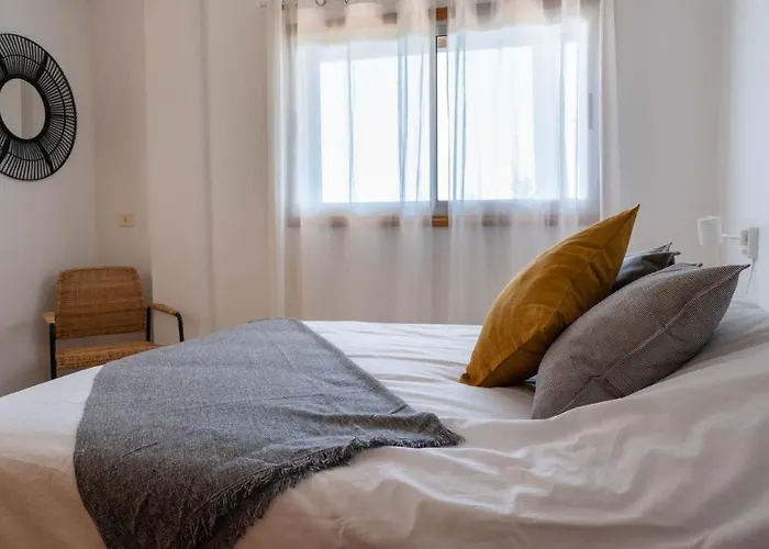 Ocean Front Two Bedroom Appartement *