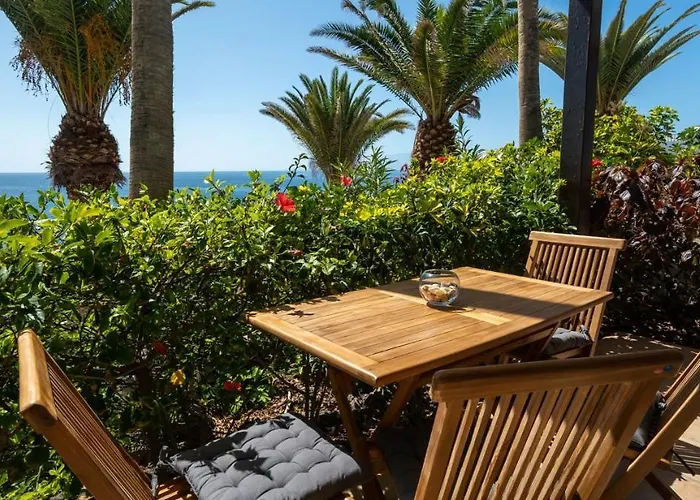 Ocean Front Two Bedroom * Puerto de Santiago (Tenerife)