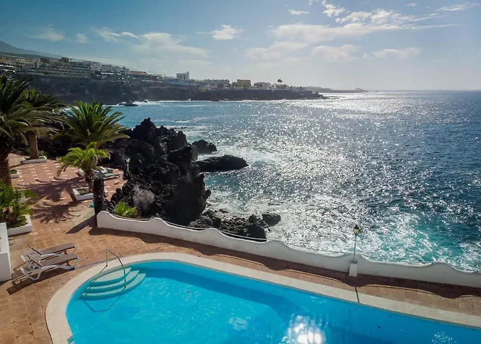 Ocean Front Two Bedroom Διαμέρισμα *