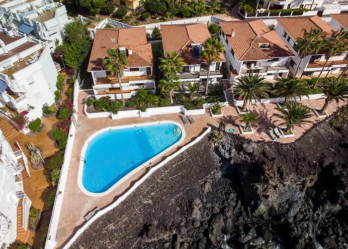 Ocean Front Two Bedroom * Puerto de Santiago (Tenerife)